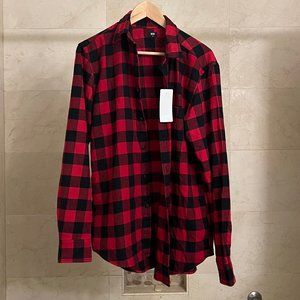 Uniqlo red plaid checked flannel shirt, men's size M, new with tags